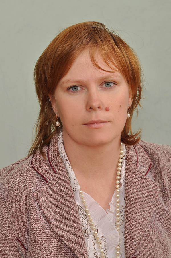 Симоненкова Оксана Алексеевна.